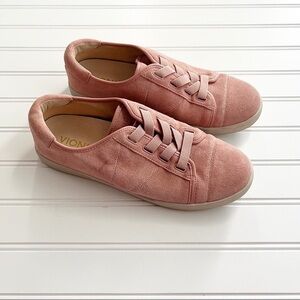 Vionic Womens 7 Jean Pink Suede Sneaker